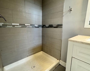 2720 Plainfield Road - Photo Thumbnail 10