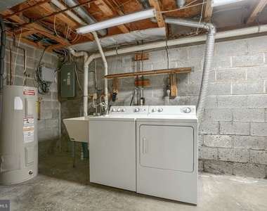 3831 Glenview Terrace - Photo Thumbnail 23