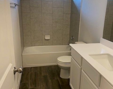 10104 Forest Grove Dr - Photo Thumbnail 16