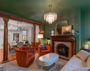 521 S Ann Street - Photo Thumbnail 3