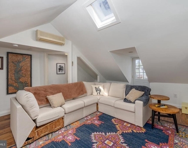 521 S Ann Street - Photo Thumbnail 21