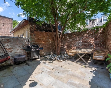 521 S Ann Street - Photo Thumbnail 24