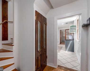 521 S Ann Street - Photo Thumbnail 8