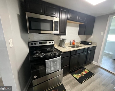 4009 Elderon Avenue - Photo Thumbnail 1