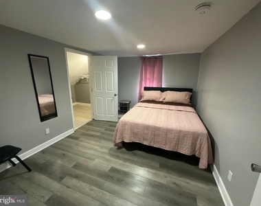 4009 Elderon Avenue - Photo Thumbnail 6