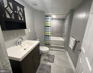 4009 Elderon Avenue - Photo Thumbnail 15