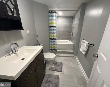 4009 Elderon Avenue - Photo Thumbnail 16