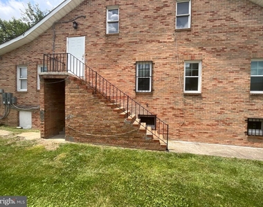 4009 Elderon Avenue - Photo Thumbnail 18