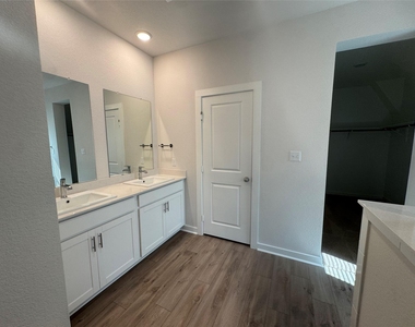 65 Hereford Loop - Photo Thumbnail 7