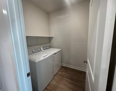 65 Hereford Loop - Photo Thumbnail 13