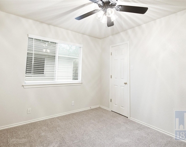 7310 Dan Jean Dr - Photo Thumbnail 13