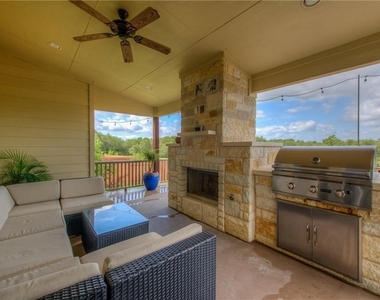 1511 Rimstone Dr - Photo Thumbnail 19