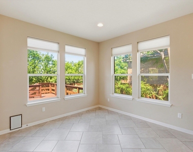 1511 Rimstone Dr - Photo Thumbnail 13