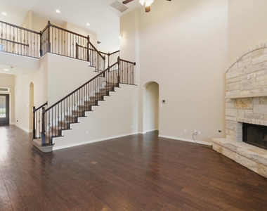 1511 Rimstone Dr - Photo Thumbnail 24