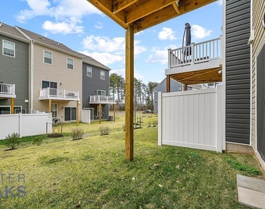 1837 Roslynhill Trail - Photo Thumbnail 18