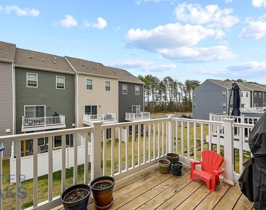 1837 Roslynhill Trail - Photo Thumbnail 1
