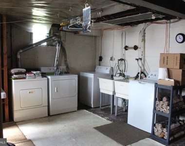 313 Pyramid Avenue - Photo Thumbnail 9