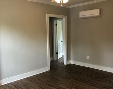 2612 29th Street Se - Photo Thumbnail 2