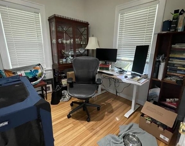5121 Cathedral Avenue Nw - Photo Thumbnail 7