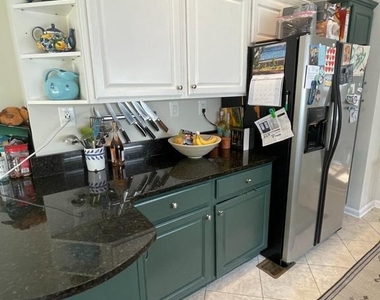 5121 Cathedral Avenue Nw - Photo Thumbnail 5