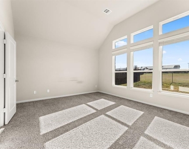 820 Paper Daisy Path - Photo Thumbnail 24