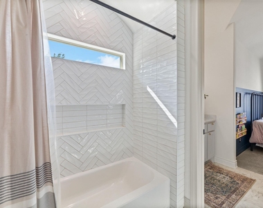 224 Magnolia Blossom Cv - Photo Thumbnail 16