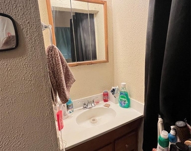 3201 Guadalupe St - Photo Thumbnail 6