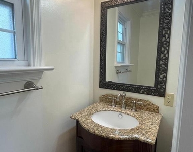 6105 29th Street Nw - Photo Thumbnail 10