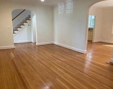 6105 29th Street Nw - Photo Thumbnail 6