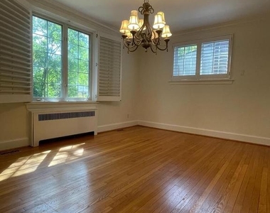 6105 29th Street Nw - Photo Thumbnail 7