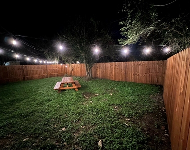 3107 E 13th St - Photo Thumbnail 43