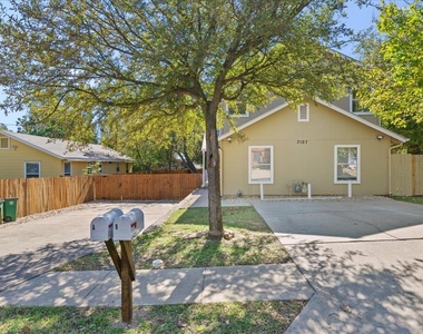 3107 E 13th St - Photo Thumbnail 1