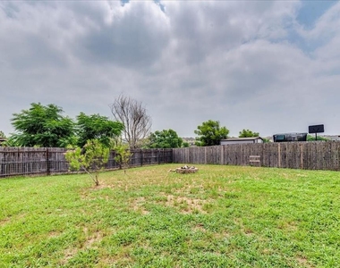 430 Dragon Ridge Rd - Photo Thumbnail 22