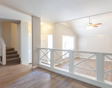 3407 Grooms St - Photo Thumbnail 3