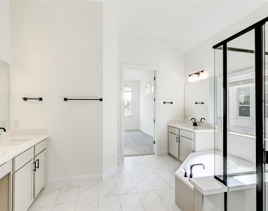 920 Old Garden Rd - Photo Thumbnail 21