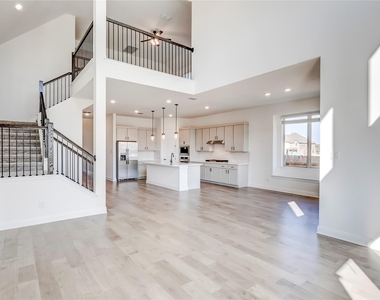 920 Old Garden Rd - Photo Thumbnail 9