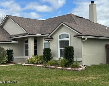 1644 Hampton Place - Photo Thumbnail 1