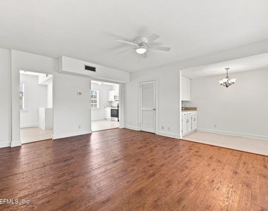 1504 Palm Avenue - Photo Thumbnail 8