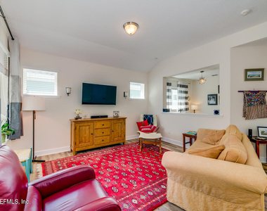 22 Weston Circle - Photo Thumbnail 8