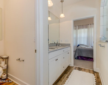 22 Weston Circle - Photo Thumbnail 15