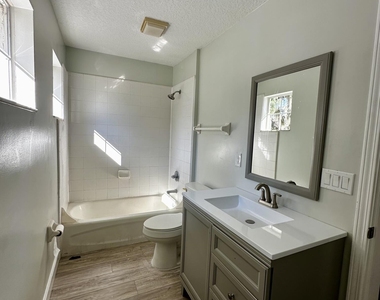 2367 Huckins Court - Photo Thumbnail 16