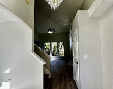 2367 Huckins Court - Photo Thumbnail 1