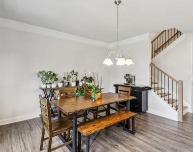 2313 Kaylen Drive - Photo Thumbnail 8