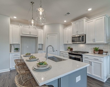 3594 Silvery Way - Photo Thumbnail 5