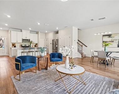 1702 Villageside Court - Photo Thumbnail 3
