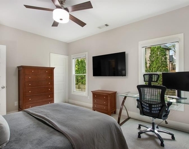 782 Piedmont Way - Photo Thumbnail 23