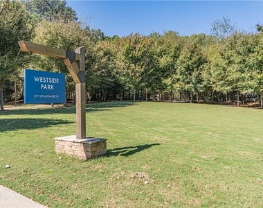 3235 Cape Circle - Photo Thumbnail 27