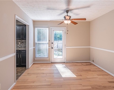 3235 Cape Circle - Photo Thumbnail 7