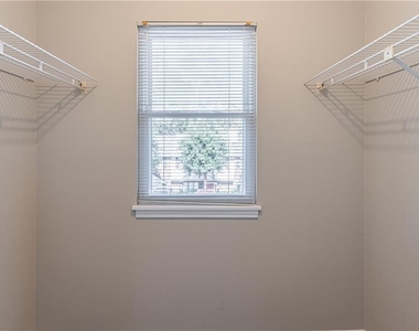 3235 Cape Circle - Photo Thumbnail 17