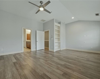 6146 Holly Park Lane Se - Photo Thumbnail 21
